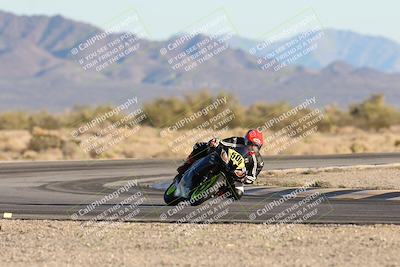 media/Dec-07-2025-CVMA (Sun) [[3e7d2de5dc]]/Race 17-Amateur Formula Middleweight/